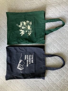 Canvas tote bags, 2 for 1